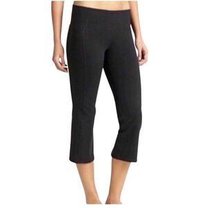 Athleta Straight Up Capri Yoga  Leggings Activewear Pull On Pants Black Women S